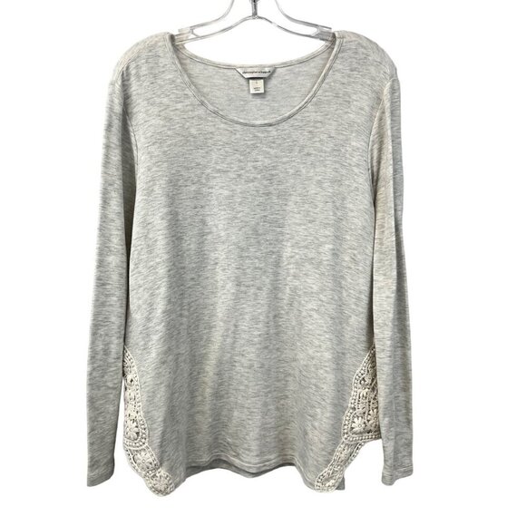 Christopher & Banks Tops - Christopher & Banks Womens Round Kneck Top Heather Gray/Ivory Lace Trim Large
